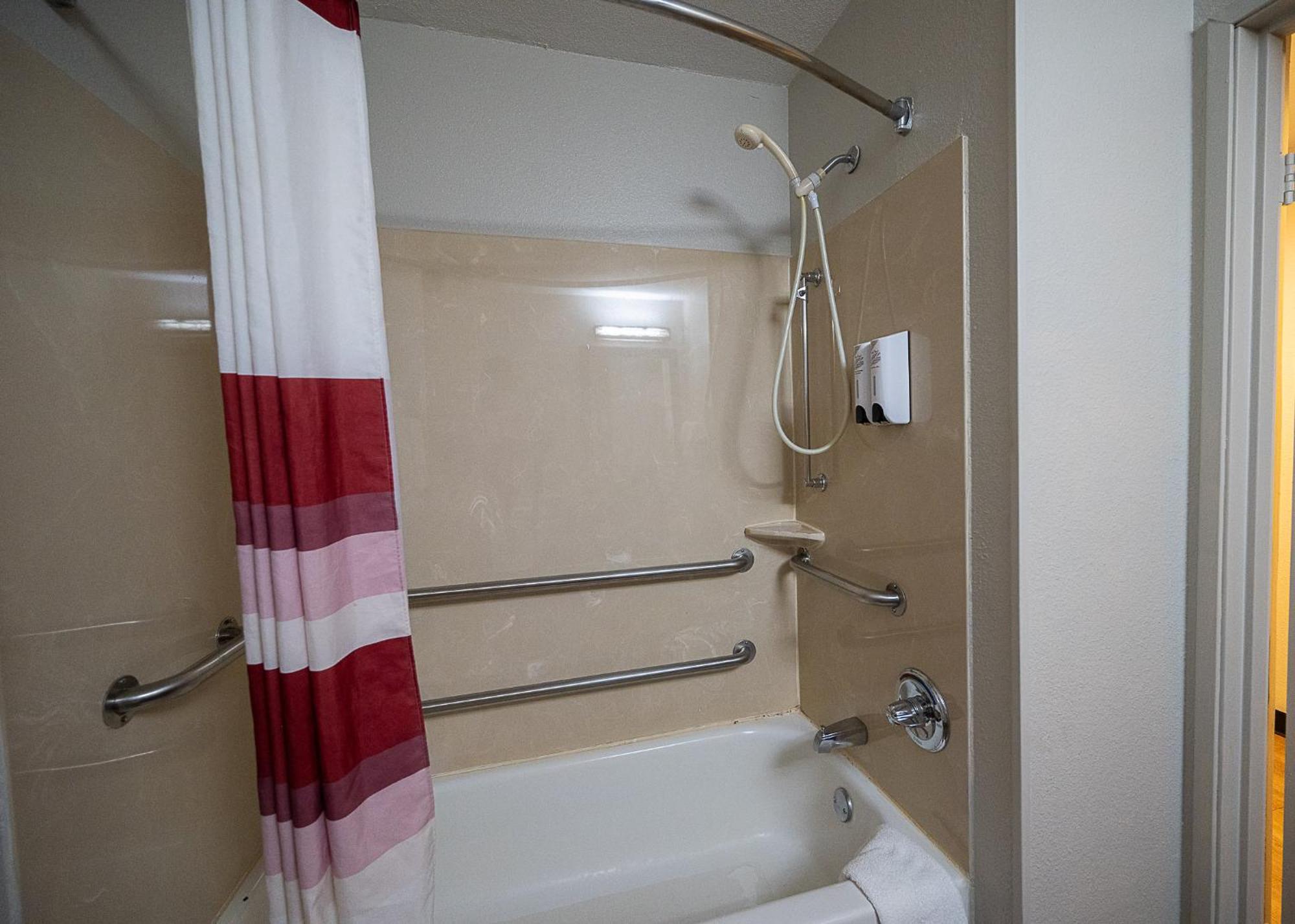 Red Roof Inn & Suites Danville, Il Dış mekan fotoğraf